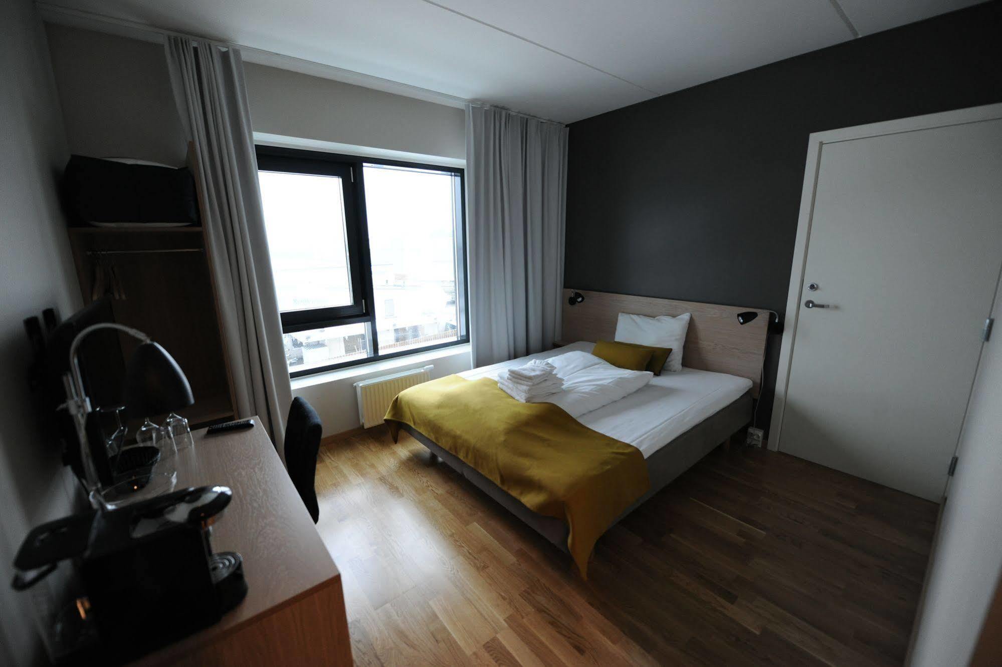 Tananger Apartment Hotel Sola Exterior photo
